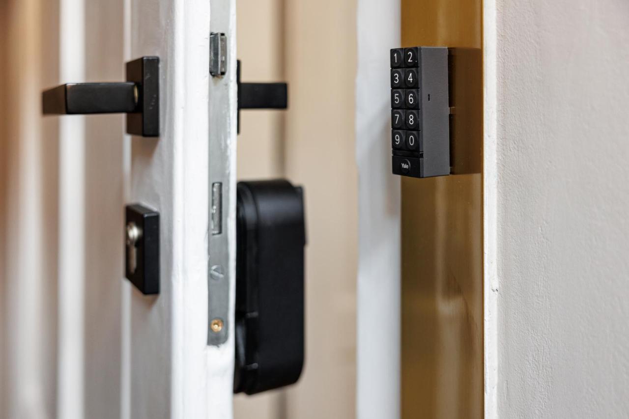Aries' Collection Luxury Suites 브라쇼브 외부 사진